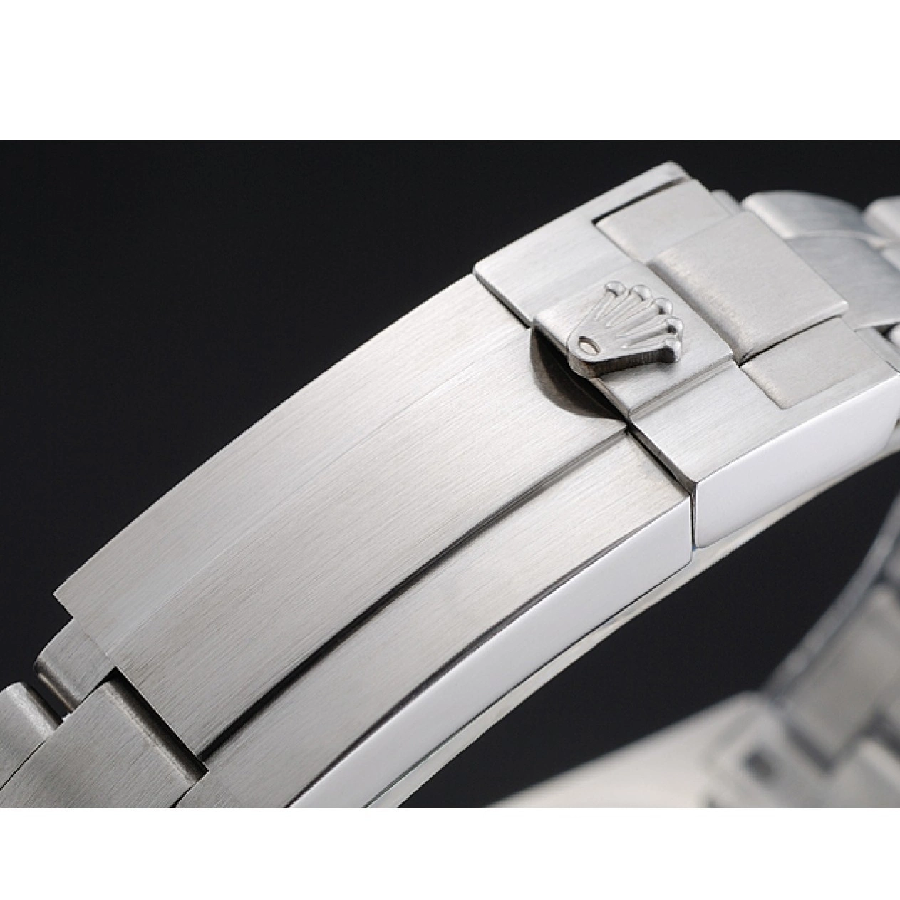 AAA replica watch Rolex 1454154 Bracelet Red Stainless Steel Dial Submariner 0821